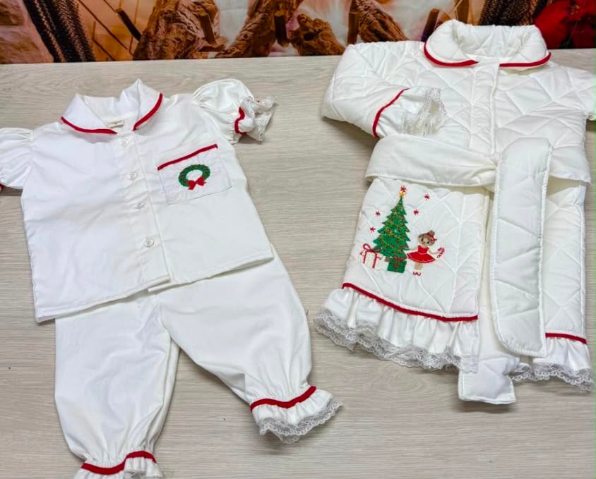 Girls Christmas pjs set.